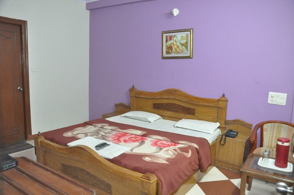 Hotel Classic Inn Near Railway Station Dzsaipur Kültér fotó